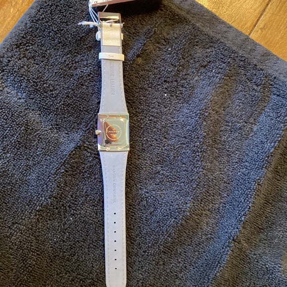 3 SKAGEN WATCHES new never worn.. Brand New. - Picture 4 of 7